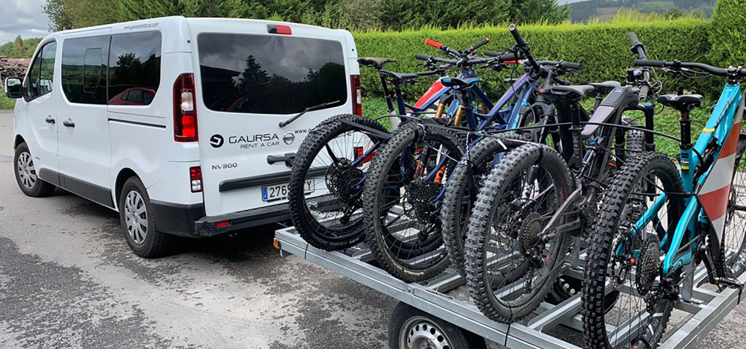 Vehículos con bola de remolque Alquiler de coches baratos y Vehículos con bola de remolque Alquiler de coches baratos y